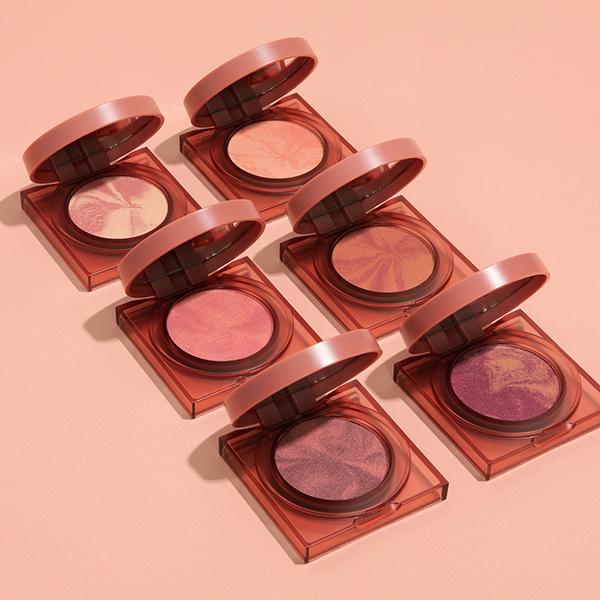 Huda Beauty GloWish Cheeky Vegan Blush Powder – Caring Coral (Quartz Collection)